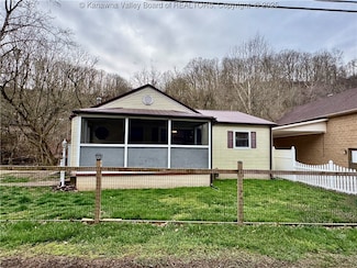 934 Kanawha State Forest Dr, Charleston, WV 25314