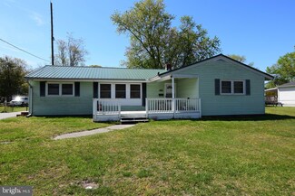 202 Poplar St, Delmar, MD 21875