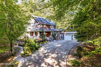 64 Chestnut Dr, Norris, TN 37828