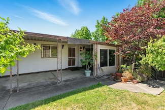154 Brookview Ct, Santa Rosa, CA 95409