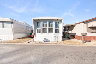 32 Elm St, Countryside, IL 60525