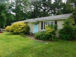 970 Lake Mike Conner Rd, Collins, MS 39428