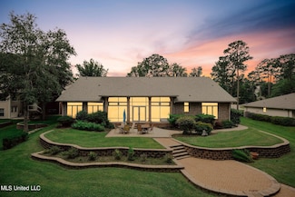 7612 Fairway Dr, Diamondhead, MS 39525
