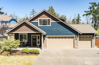 3230 SW Fairway Point Dr, Oak Harbor, WA 98277