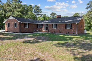 361 Henderson Rd, Trenton, NC 28585