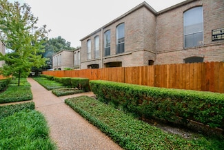 4637 Wild Indigo St Unit 488, Houston, TX 77027
