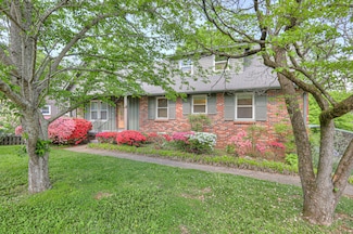 717 Albany Dr, Hermitage, TN 37076