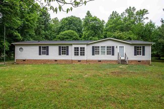 140 Ridgewood Dr, Middlesex, NC 27557