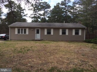 241 Fenimore Dr, Williamstown, NJ 08094