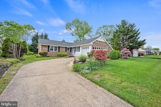 705 Halstead Rd, Wilmington, DE 19803