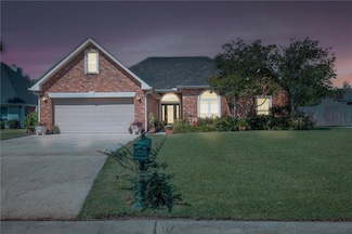 172 W Lakeview Dr, La Place, LA 70068