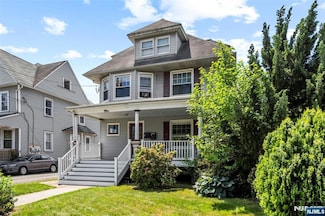 511 Grove St, Dunellen, NJ 08812