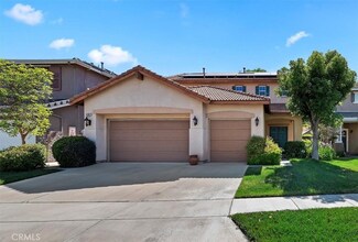 23941 Pepperleaf St, Murrieta, CA 92562