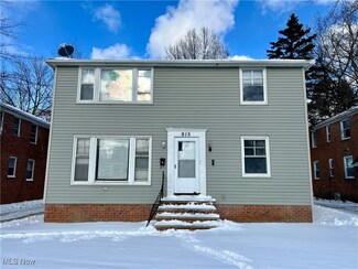 915 S Green Rd, Cleveland, OH 44121