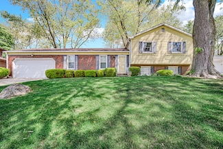 552 Roane Ln, Valparaiso, IN 46385