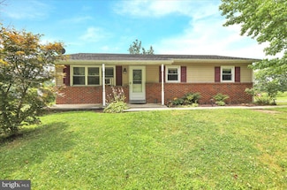 122 Rock Rd, Pine Grove, PA 17963