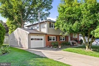 39 Lumar Rd, Lawrence Township, NJ 08648