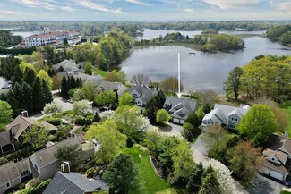 24 Mill Pond Rd, New Castle, NH 03854