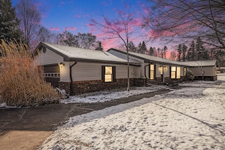 214 S Elm St, Hesperia, MI 49421
