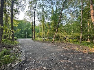 206 12A Hope Rd, Camden, ME 04843
