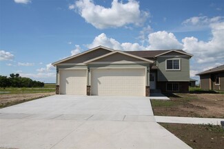 19 Cambridge Cove, Surrey, ND 58785