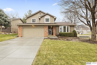 15399 Hamilton St, Omaha, NE 68154