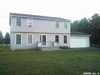 29 Foote St, Jordan, NY 13080