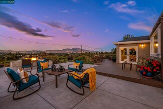 1054 Alfred Ave, Walnut Creek, CA 94597