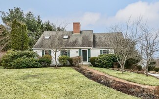 66 Woodbury St, South Hamilton, MA 01982