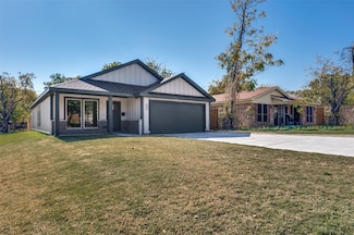 5401 Helmick Ave, Fort Worth, TX 76107