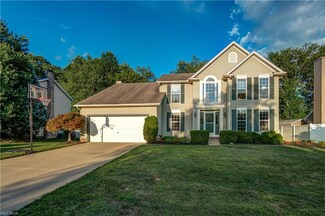 2262 Canterbury Cir, Akron, OH 44319