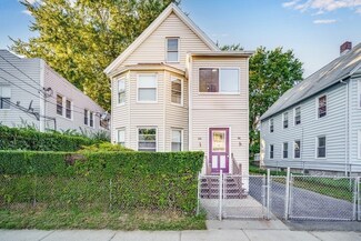44 Talcott Ave, Springfield, MA 01107