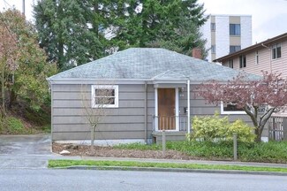 410 6th Ave S, Edmonds, WA 98020