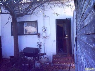 3033 Broadway, Huntington Park, CA 90255