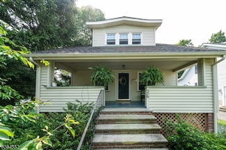 26 Welshman Ct, Caldwell, NJ 07006