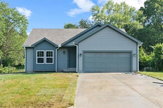 8113 Highland Ave, Kansas City, MO 64131