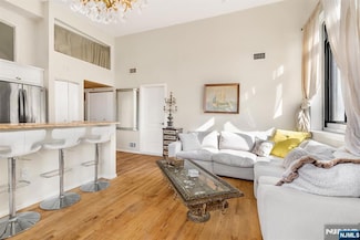 518-536 Gregory Ave Unit C408, Weehawken Township, NJ 07086