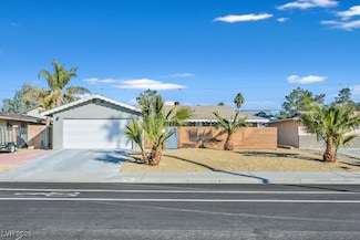 105 Shadow Ln, Las Vegas, NV 89106