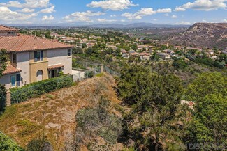 4048 Peninsula Dr, Carlsbad, CA 92010