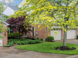 2869 Phaeton Ln, Maineville, OH 45039
