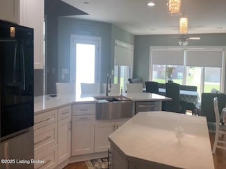 10812 Bardstown Woods Blvd, Louisville, KY 40291