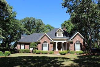 207 Walnut Creek Dr, Goldsboro, NC 27534