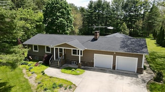 10208 River Rd, Huron, OH 44839