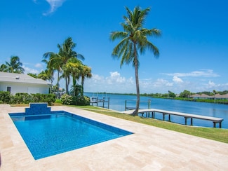 1920 Cutlass Cove Dr, Vero Beach, FL 32963