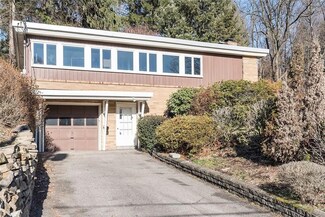 2519 Collins Rd, Pittsburgh, PA 15235