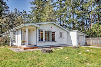 2252 Towne Point Ave, Port Townsend, WA 98368