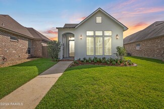 305 S Montauban Dr, Lafayette, LA 70507