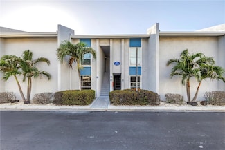 250 Medallion Blvd Unit H, Madeira Beach, FL 33708