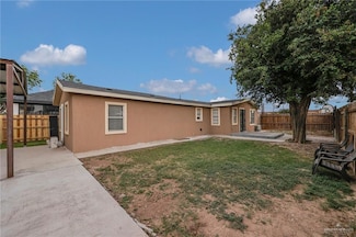 721 W 4th St, Mission, TX 78572