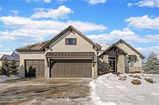210 Carnoustie Ct, Vlg Loch Loyd, MO 64012